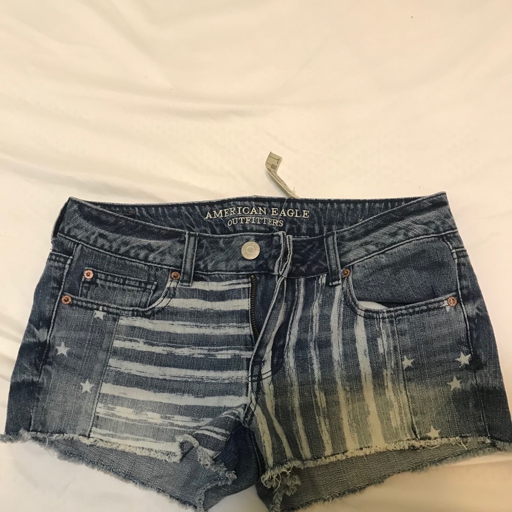 American eagle Stars and Stripes jean shorts NWT 6
